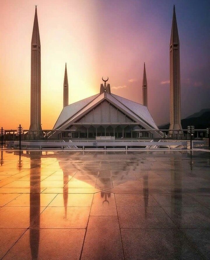 Faisal Mosque, Islamabad &mdash; Headquarters of Seljuk Traders